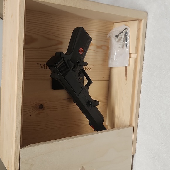 Arrow and Branch Wine Box w/hold up holder - Picture 8 of 16